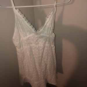 Simple white dress 20$